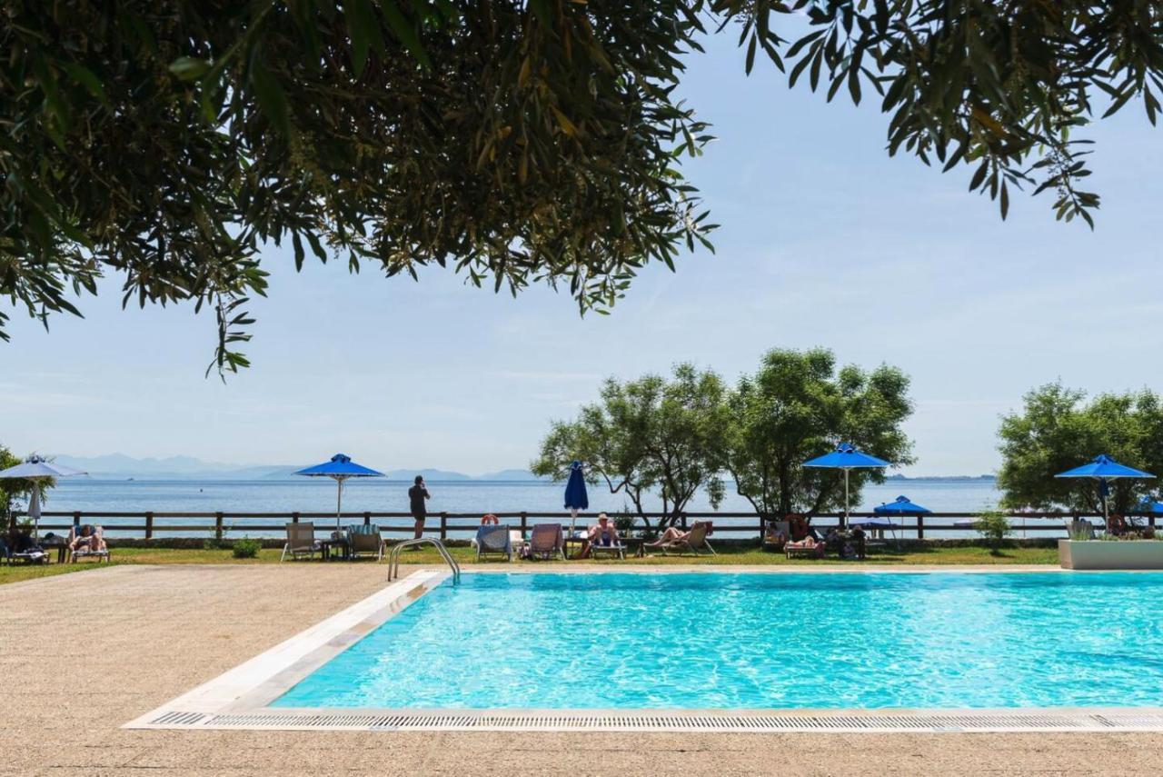 Pebbles And Sea At Barbati With Shared Pool公寓 外观 照片